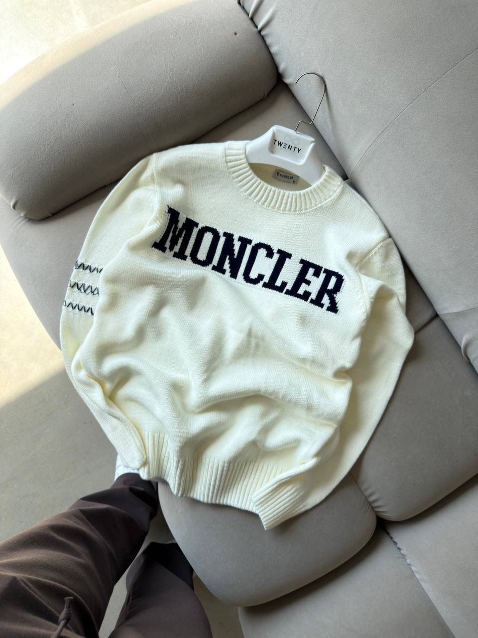 Moncler Beyaz Kazak