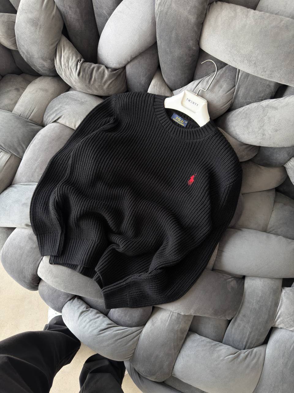 Polo Siyah Kazak