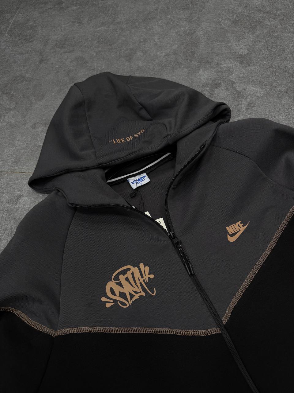 Nike Syna Füme-Siyah