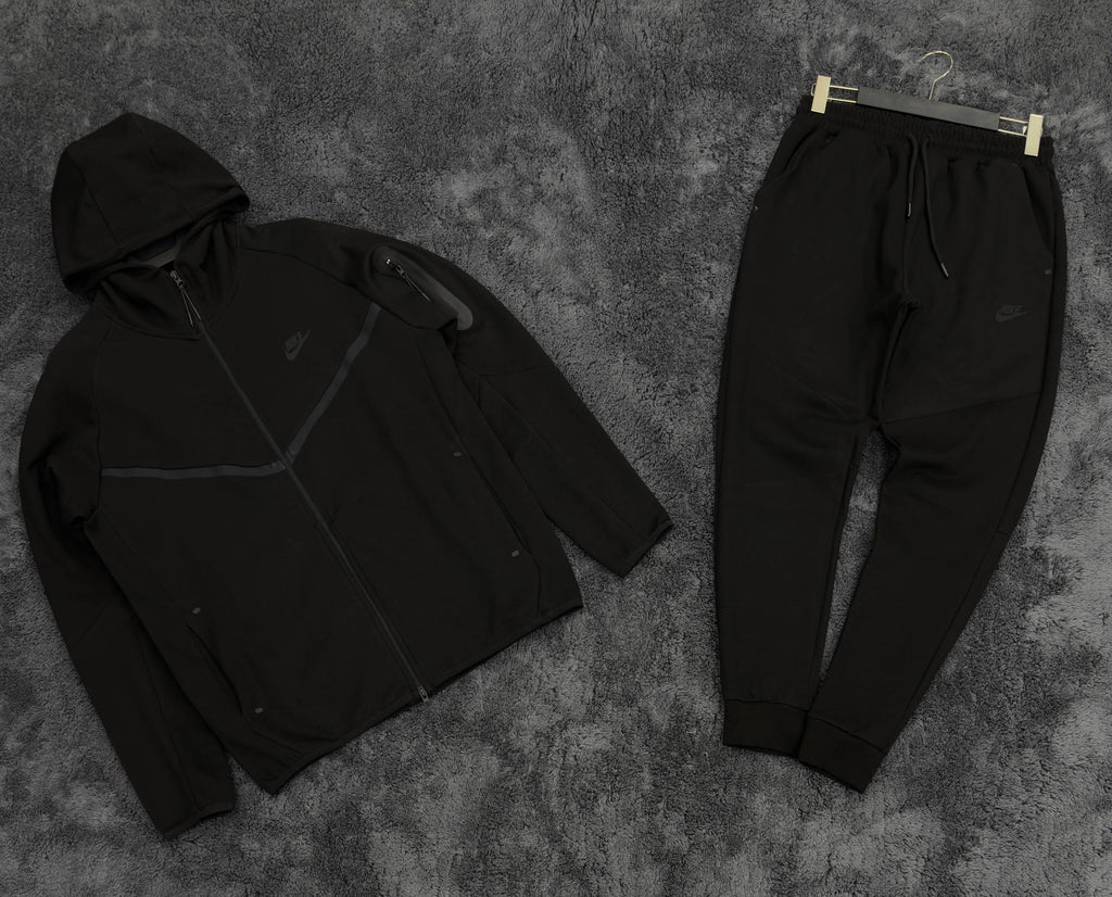 Nike Tech  Siyah Eşofman Takımı