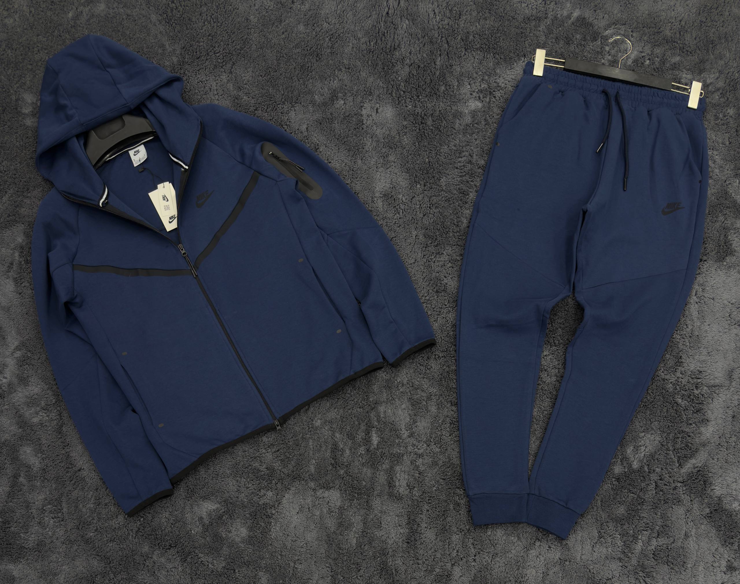 Nike Tech Lacivert Eşofman Takımı