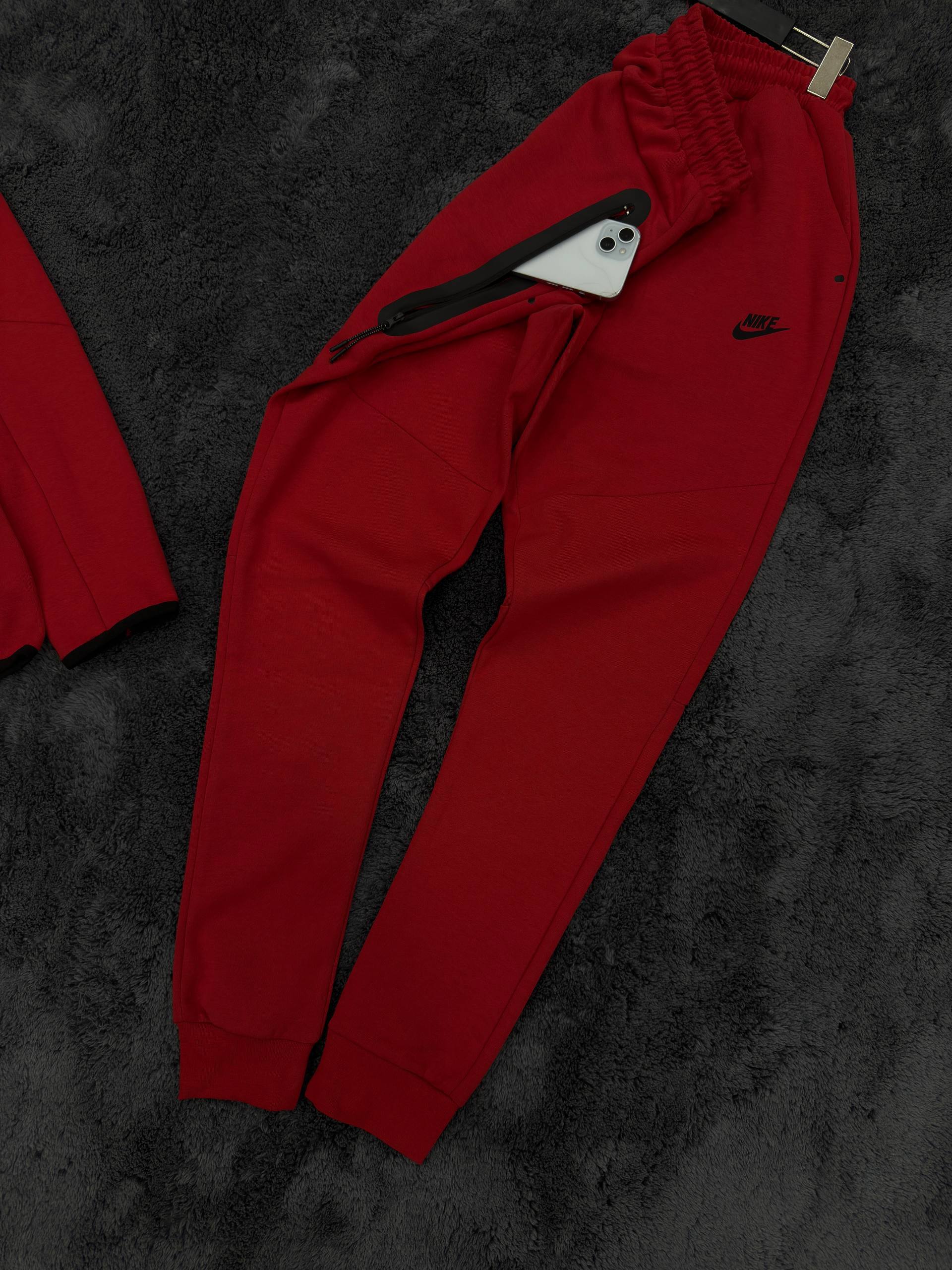 Nike Tech Kırmızı Eşofman Takımı