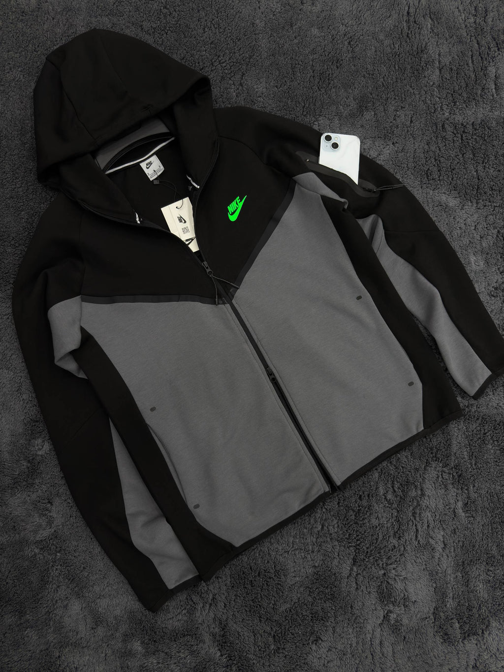 Nike Tech Siyah-Füme Eşofman Takımı