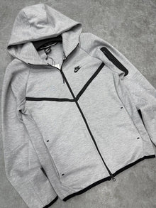 Nike Tech Fleece Gri Eşofman Takımı